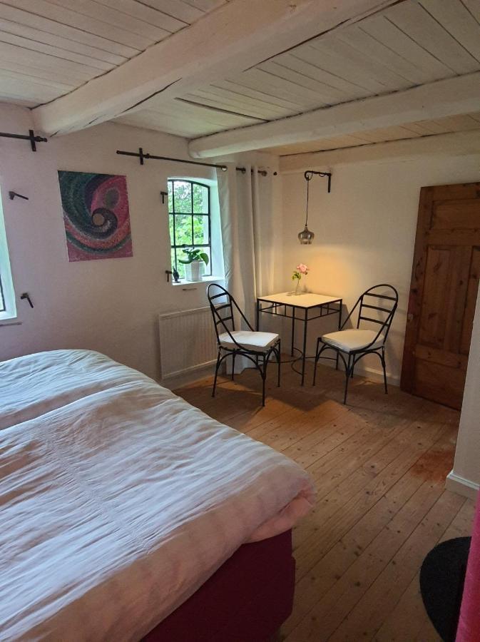 Bed & Breakfast 4b Oesterlen Tomelilla