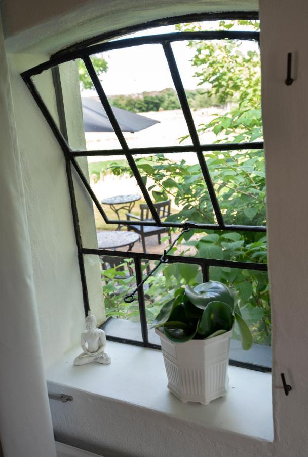 Bed & Breakfast 4b Oesterlen Tomelilla